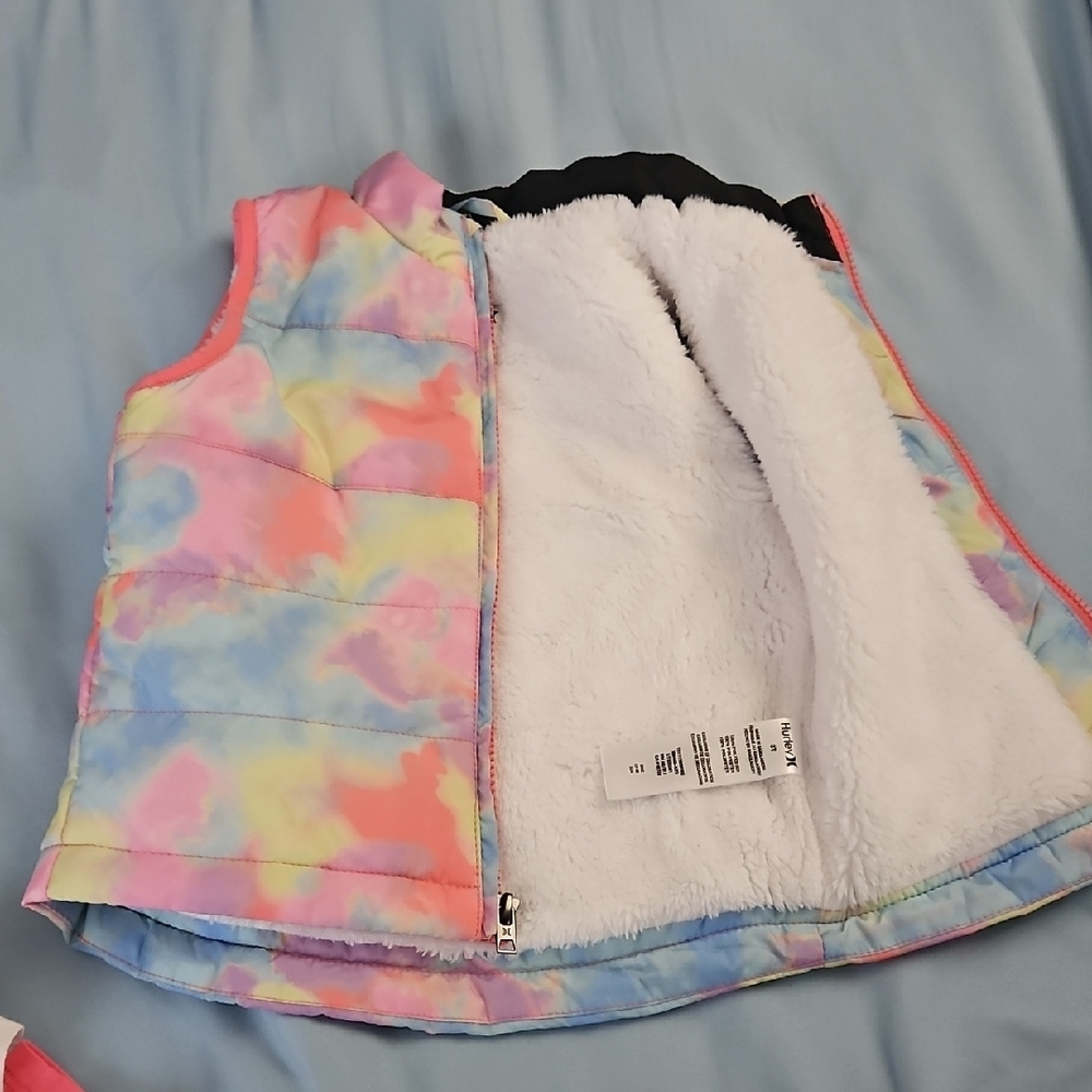 Hurley Tie-Dye Vest, Long Sleeve Shirt with Pink Leggings Set - Picture 3 of 15